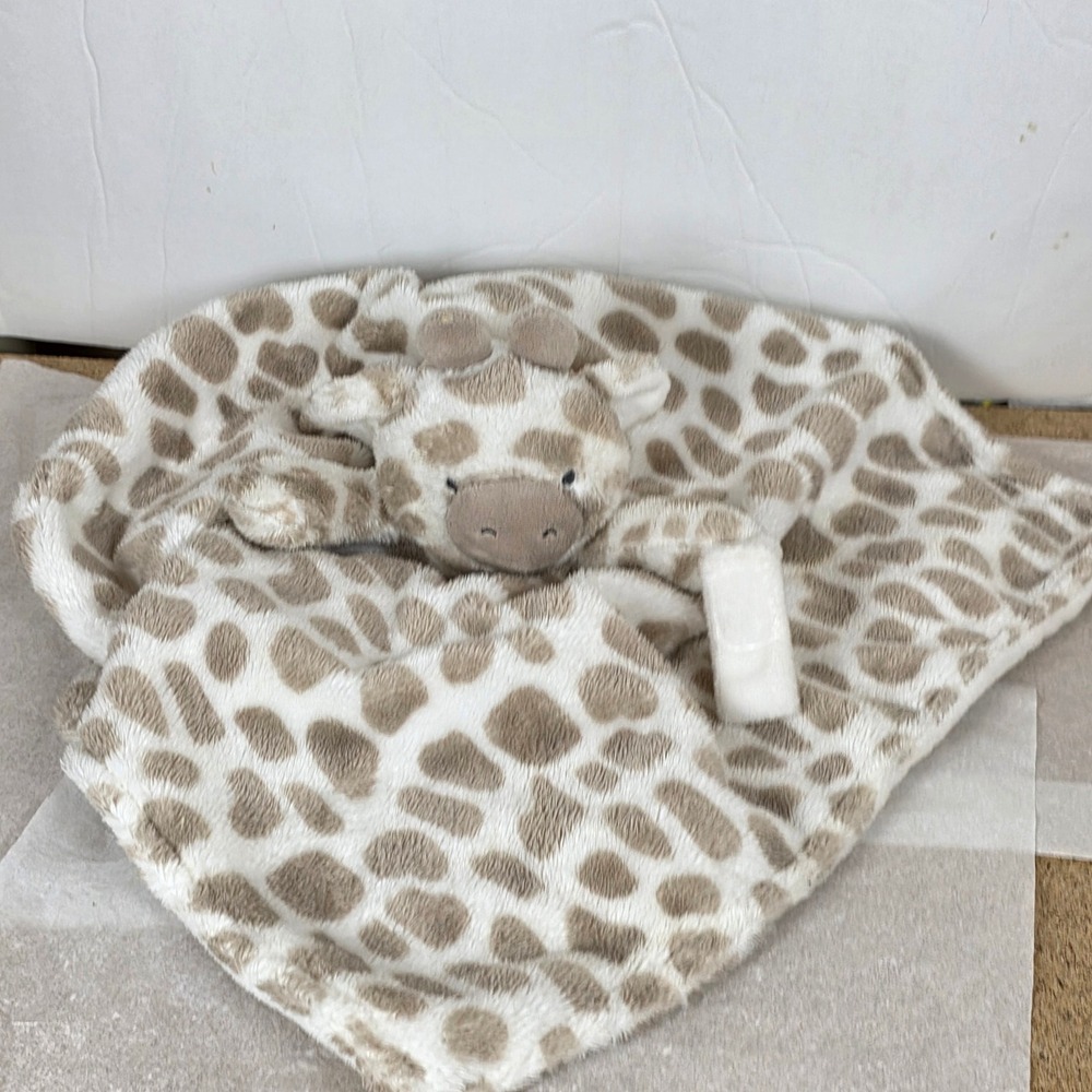 Carters Giraffe Security Blanket Lovey Plush Tan‎ White Spot  soft 12x12